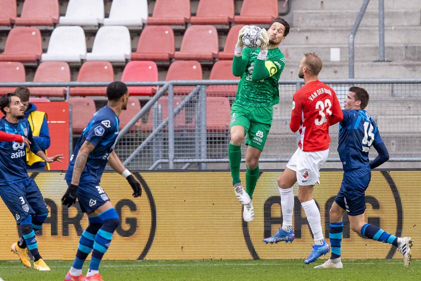 Heracles Almelo Op De Valreep Onderuit In Utrecht Heracles Almelo