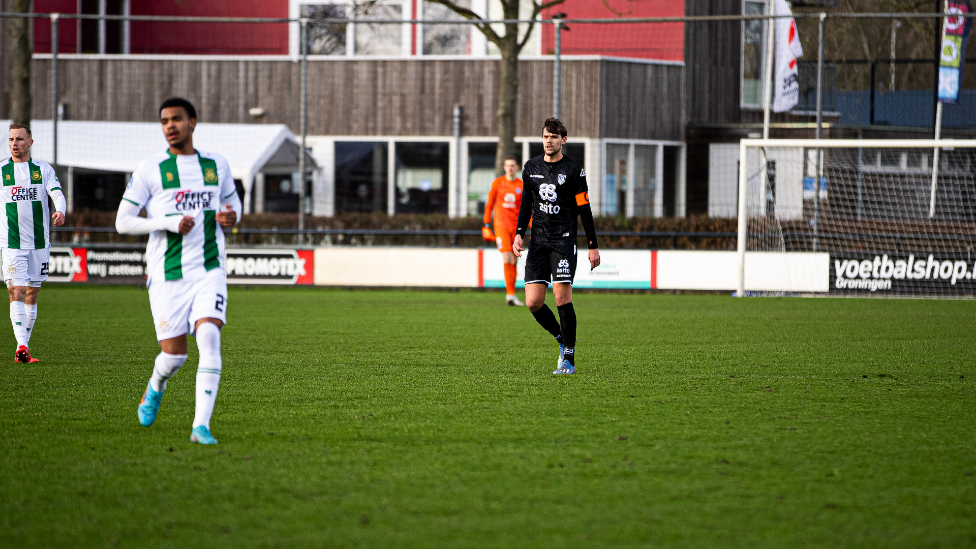 Reserves Heracles Almelo Verliezen Oefenwedstrijd Van FC Groningen