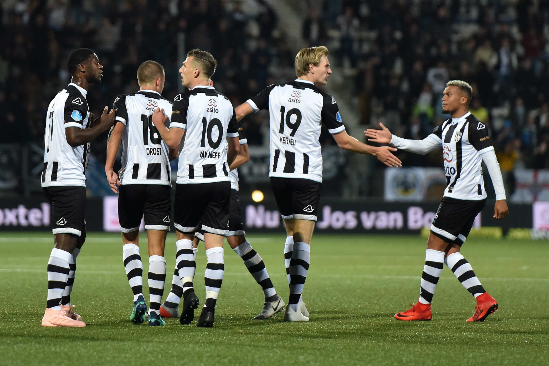 FC Den Bosch Heracles Almelo in beeld Heracles Almelo