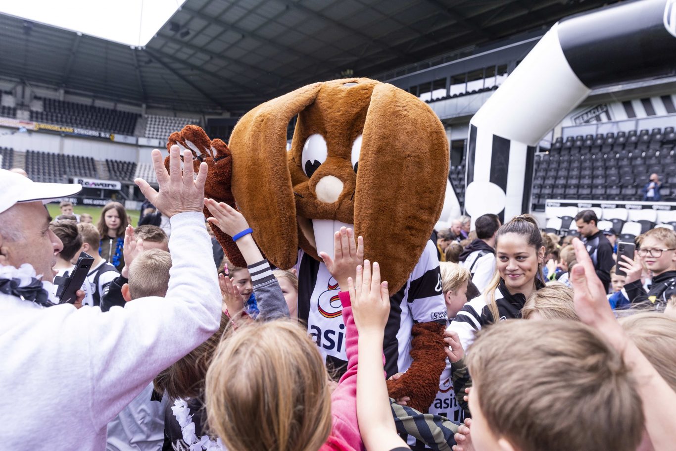 Heracles Tv Met Herakids Eindfeest Heracles Almelo